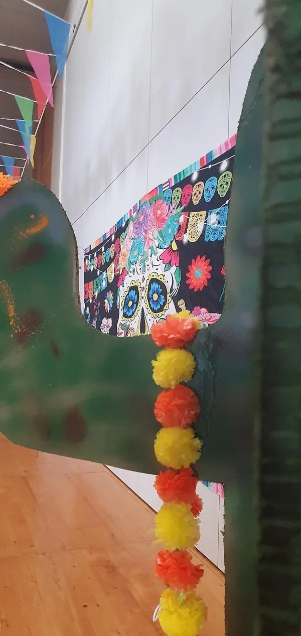 Halloween Party — Día de los Muertos 18
